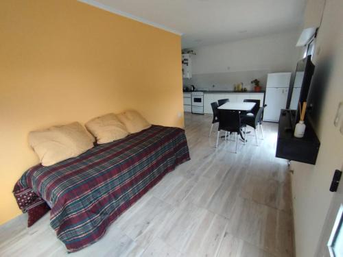 Monte Hermoso Casa | Cabañas del monte