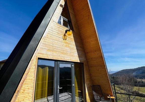 Baisoara Cabina | Cabana A-Frame Refugiu Montan