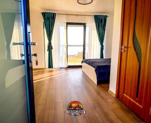 Moldova Noua Cabina | Cabana Doris Coronini