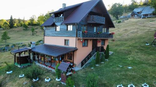 Garda de Sus Cabina | Cabana Georgiana Maria
