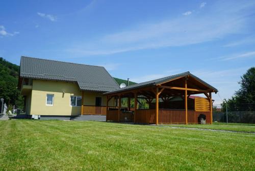 Moldovenesti Casa | Cabana Marc
