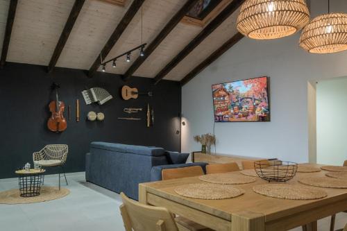 Recea Casa | Cabana Rapsodia