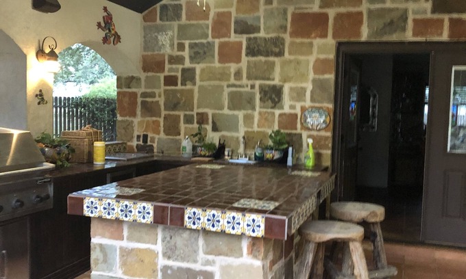 Uvalde Cabina | Cabana retreat