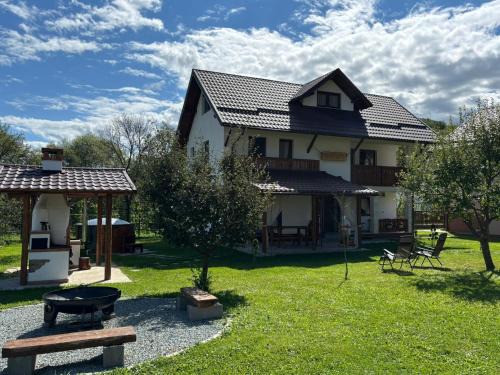 Viseu de Jos Chalet De Esquí | Cabana Umbra Brazilor