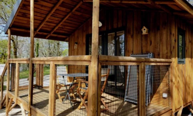 Saint-Cirq-Lapopie Cabina | Cabane 3 étoiles - Piscine - efchca