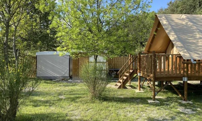 Rosans Cabina | Cabane 4 étoiles - Piscine - ccbacfg
