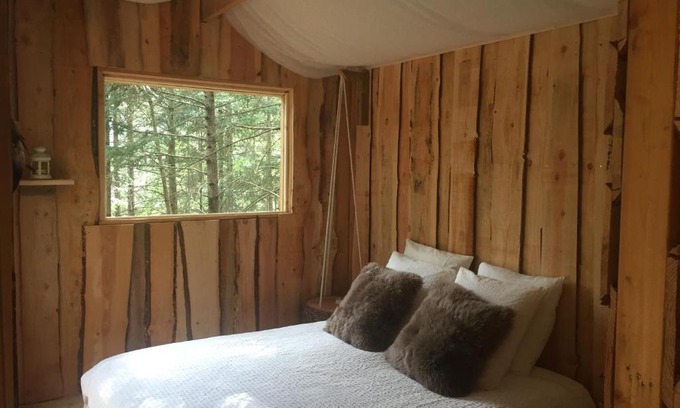 Chatel-Guyon Otro | cabane de l'Ecureuil