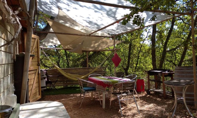 Montagnac-Montpezat Apartamento | Cabane sous les Chênes