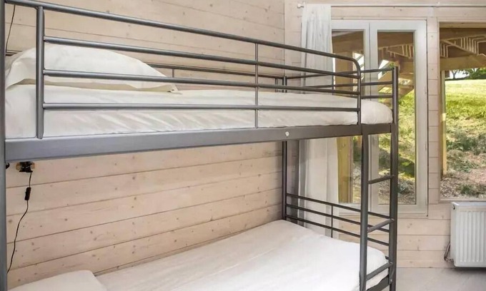Biron Chalet De Esquí | Cabane Supérieure 4 Personnes