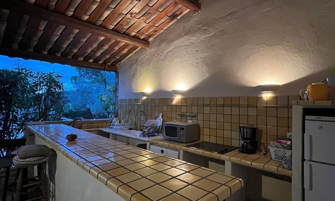 Puymeras Casa | Cabanon des cigales Provenvales