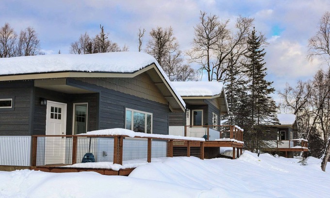 Fishhook Cabina | Cabin #1- near Government Peak Recreation Area