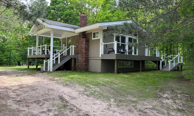 Elmira Cabina | CABIN 14: Summertime in Northern Michigan!