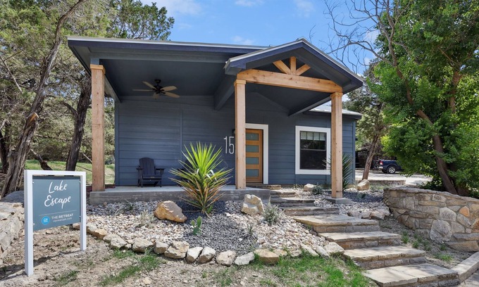 Graford Cabina | Cabin 15: The Lake Escape