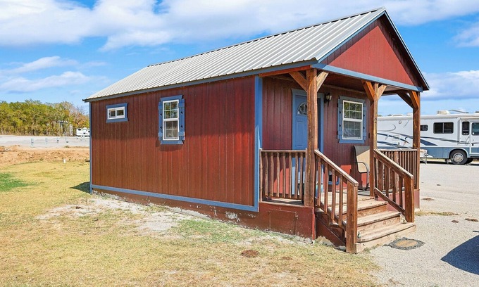 Bridgeport Cabina | Cabin 2: Cozy Comfort by the Lake—Your Perfect Bridgeport Getaway