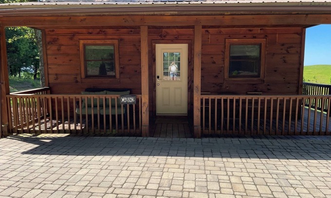 Purlear Cabina | Cabin #2 The Sky Retreat - Off the Blue Ridge Parkway