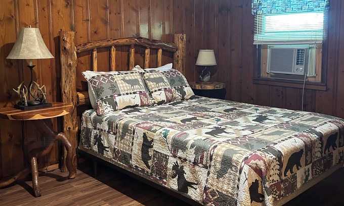 Steelville Cabina | Cabin on the Meramec River - 3