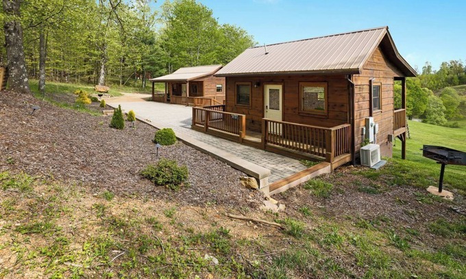 Purlear Cabina | Cabin #3 The Sky Retreat - Off the Blue Ridge Parkway
