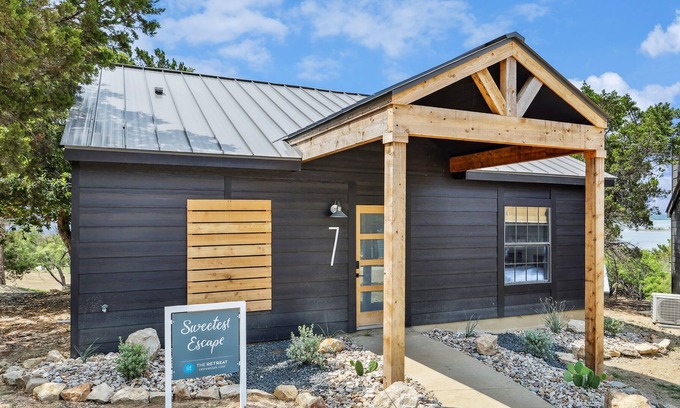 Graford Cabina | Cabin 7: Sweetest Escape