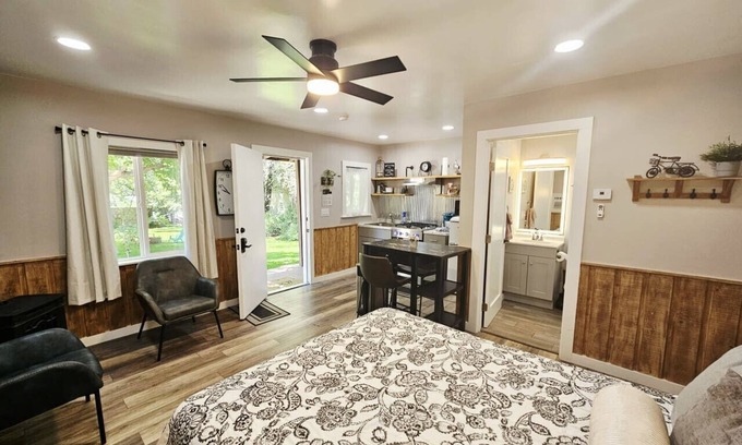 Glenwood Springs Cabina | Cabin 9 Cozy rustic w/Kitchen