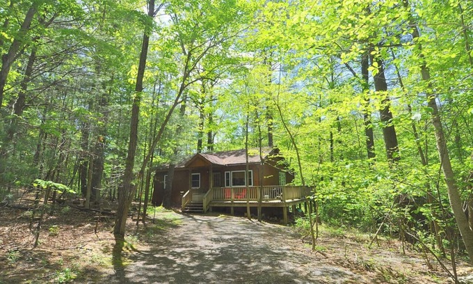 Berkeley Springs Casa | Bienvenido a la cabina escénica en Sleepy Creek