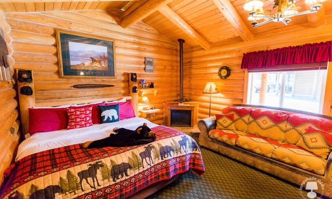 Thayne Cabina | Cabin Creek Inn - Standard King Cabin