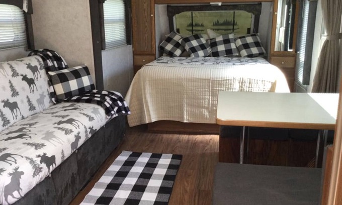 Guernsey Casa | Cabin Fever Reliever