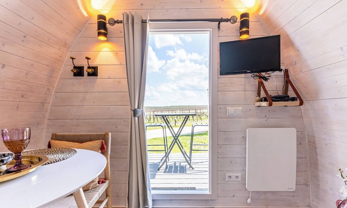 Saint-Ciers-Champagne Cabina | Cabin for 2 with spa