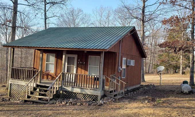 Fifty-Six Cabina | Cabin in Heart of the Ozarks