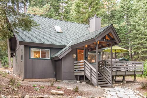 Tahoma Casa | Cabin in the Woods