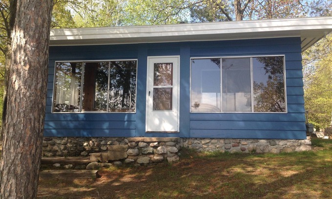 Cheboygan Cabina | Cabina en el hermoso lago largo