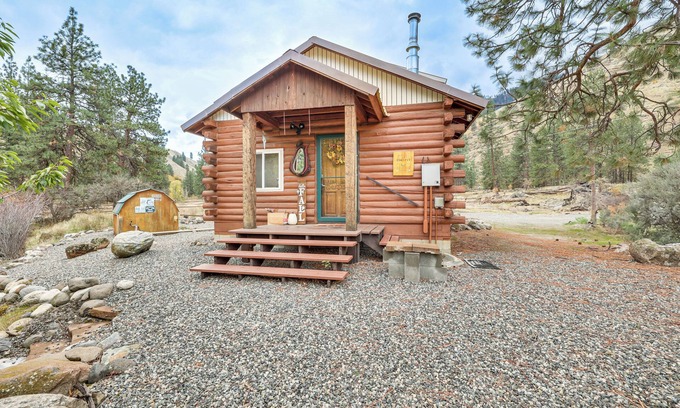 Pollock Cabina | Cabin on Little Salmon River ~ 10 Mi to Riggins!