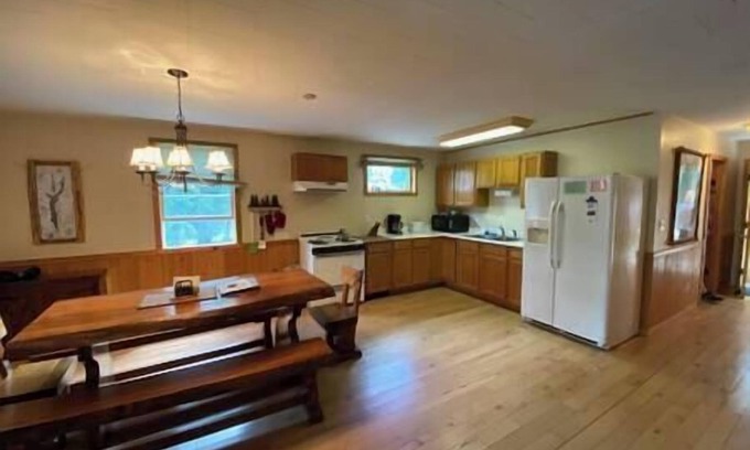 Indian Lake Cabina | Cabin on the Knoll at Lake Abanakee
