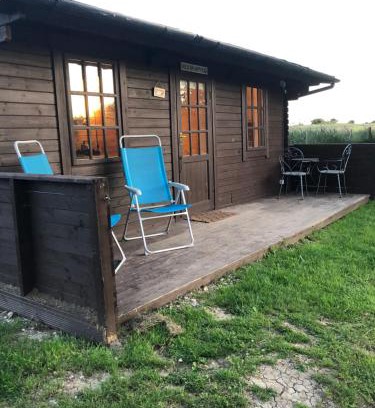 Frampton Otro | Cabin on the lake