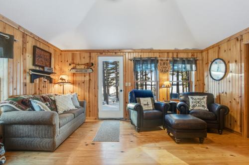 Three Lakes Casa | Cabin on the Loop-Lower