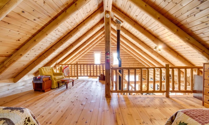 Ely Cabina | Log Cabin w/ Recreation Room, Private Dock + Fire Pit! Booking for summer 2025!