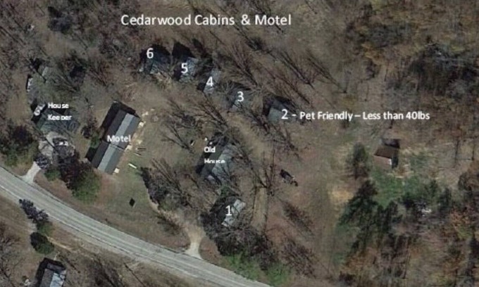 Newnata Cabina | Cabin rentals in Fifty Six, AR. Two miles from Blanchard springs and Gunner Pool