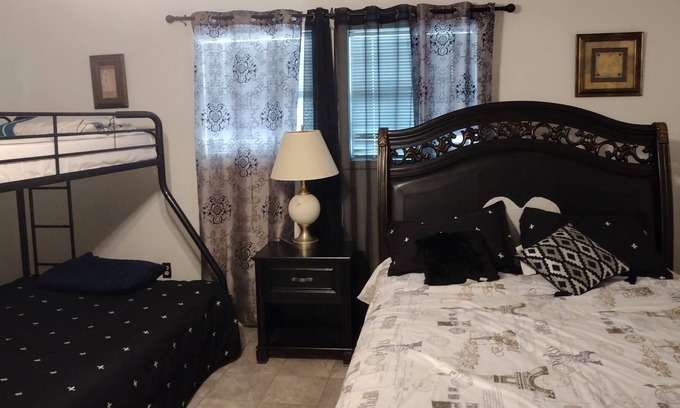 Samburg Casa | Cabin Style One Bedroom Apartment Reelfoot Lake