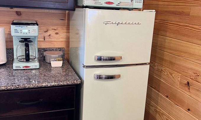 Lee County Cabina | Cabin Unit 5 of 6 with AC and WiFi in serene Paige