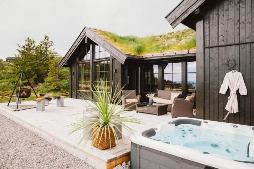 B Casa | Cabin with jacuzzi on Lifjell