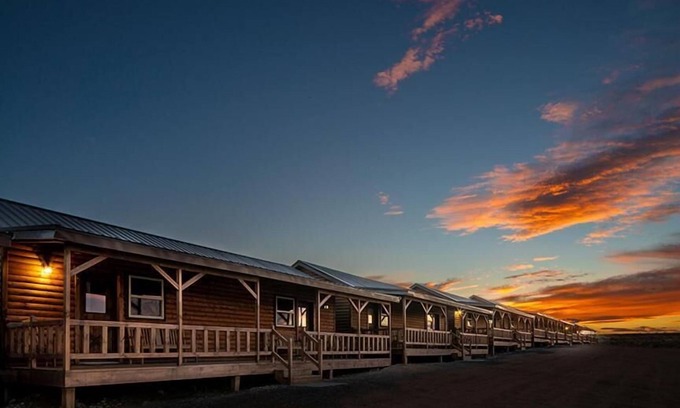Peach Springs Cabina | Cabins at Grand Canyon West