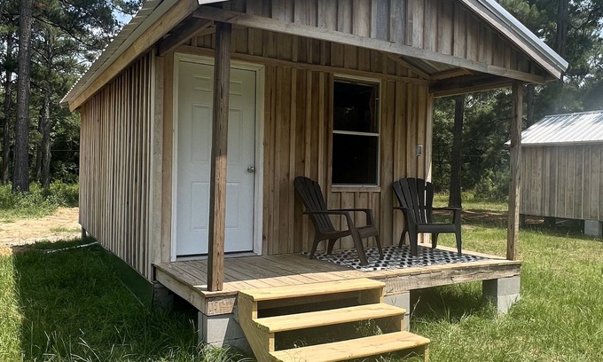 Hartford Cabina | Cabins at Grizzly Ranch!