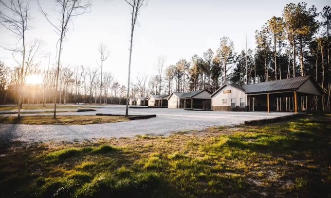 Wilsonville Cabina | Cabins of Lay Lake at Beeswax Cabin #2