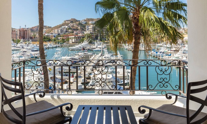 Centro Hotel | Cabo San Lucas Marina Condos