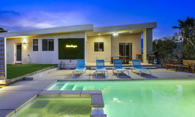 Desert Hot Springs Casa | Cactus Canyon-Palm Springs/Joshua Tree/Coachella -Pet Friendly, FREE Heated Pool