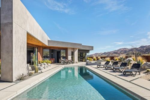 Panorama Heights Casa | Cactus Cove by Fieldtrip 4bd villa w Pool Spa and Views