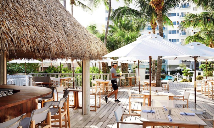 Mid Beach Hotel | Cadillac Hotel & Beach Club, Autograph Collection