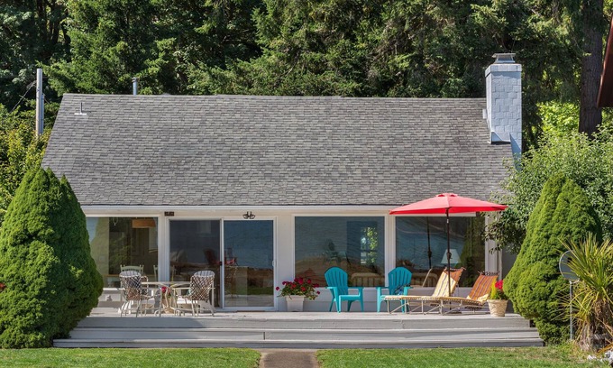Belfair Casa | Cady Creek Hood Canal House
