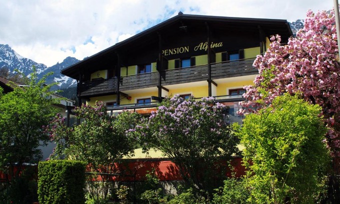 Hungerburg-Hoheninnsbruck Casa | Café Pension Alpina
