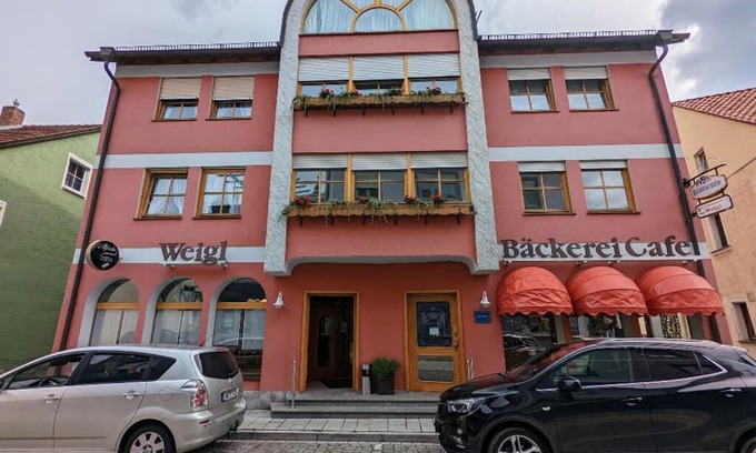 Oberviechtach Casa | Cafe-Bäckerei-Pension Weigl