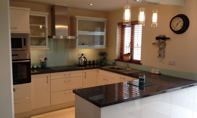 Cahirciveen Casa | Cahirciveen Marina, anillo de Kerry, 2bed / 2bath Casa